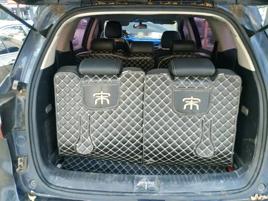 BYD MAX — миниатюра 4
