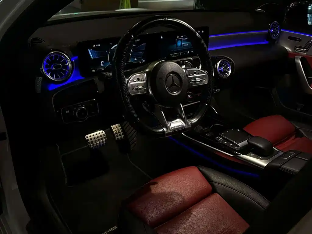 Mercedes-Benz A-Class AMG — миниатюра 4