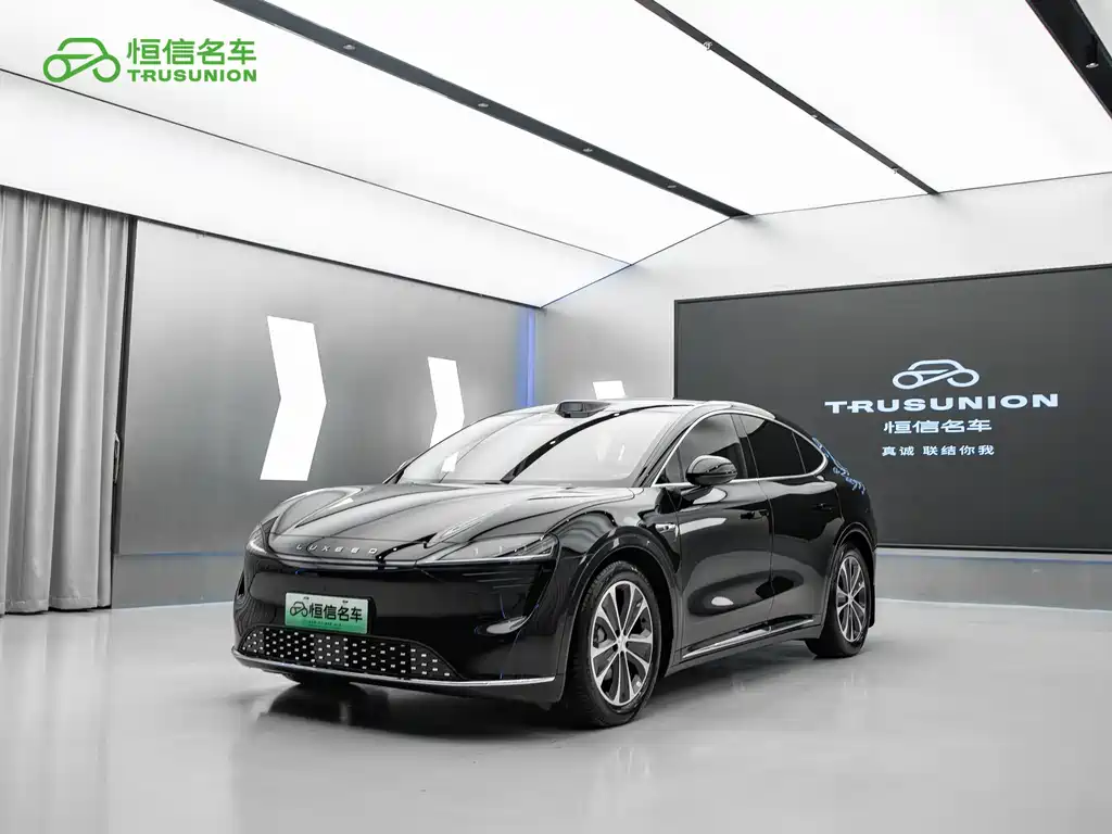 Luxeed R7