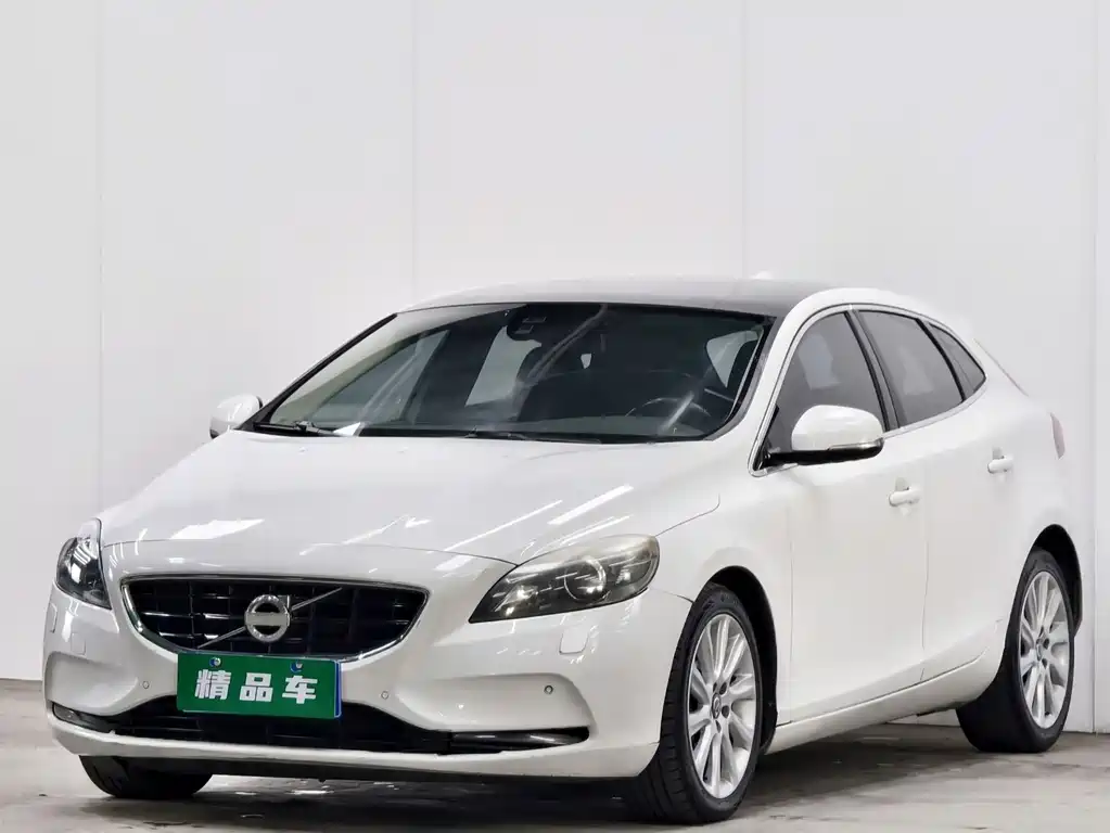 Купить Volvo V40