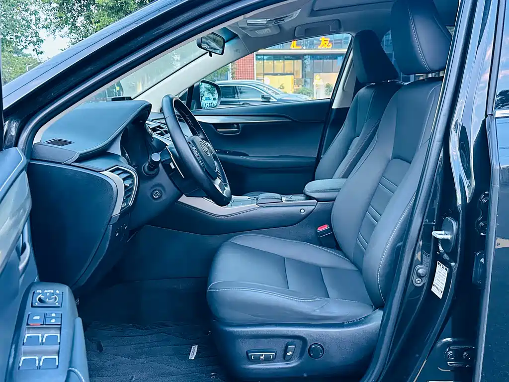 Lexus NX — миниатюра 3
