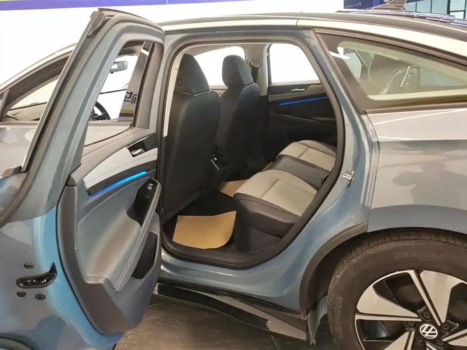 VOLKSWAGEN ID.7 VIZZION