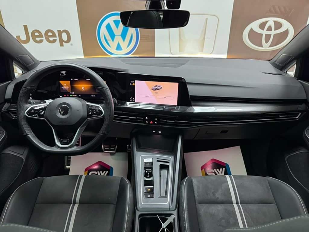 Volkswagen Golf 1.4 л 2023 г. Голубой, пробег 48000 км