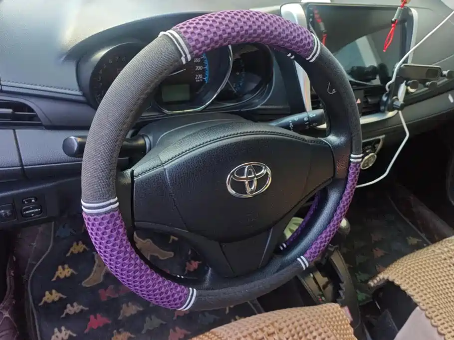 Toyota Yaris L — миниатюра 15