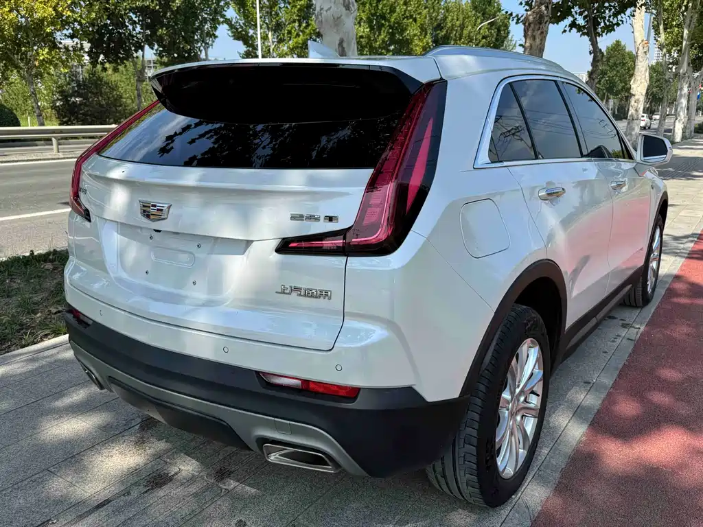 Cadillac XT4 — миниатюра 4