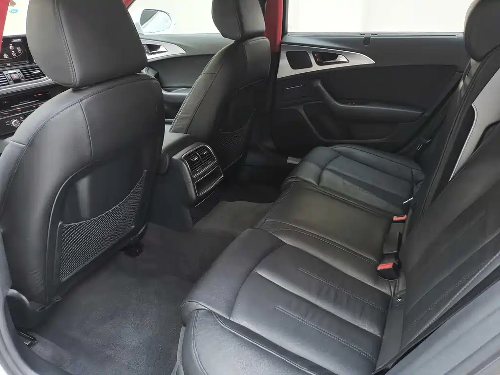 Audi A6L — миниатюра 16
