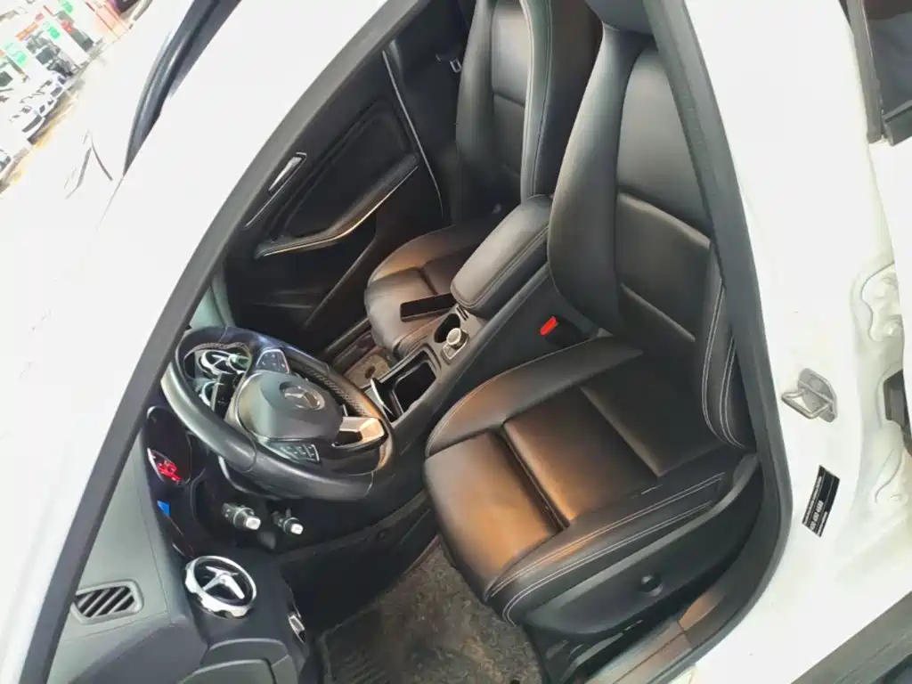 Mercedes-Benz GLA — миниатюра 15