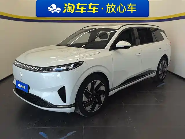 DONGFENG EΠ008 2024