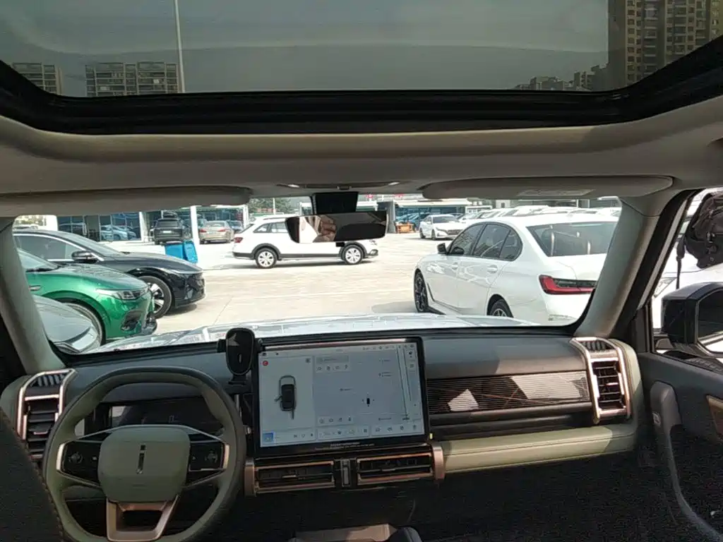 iCAR iCAR 03 — миниатюра 18