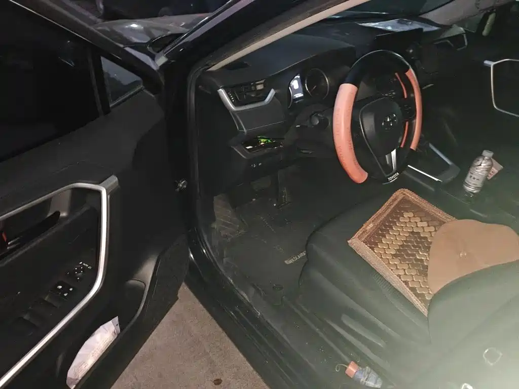 Toyota Wildlander — миниатюра 12
