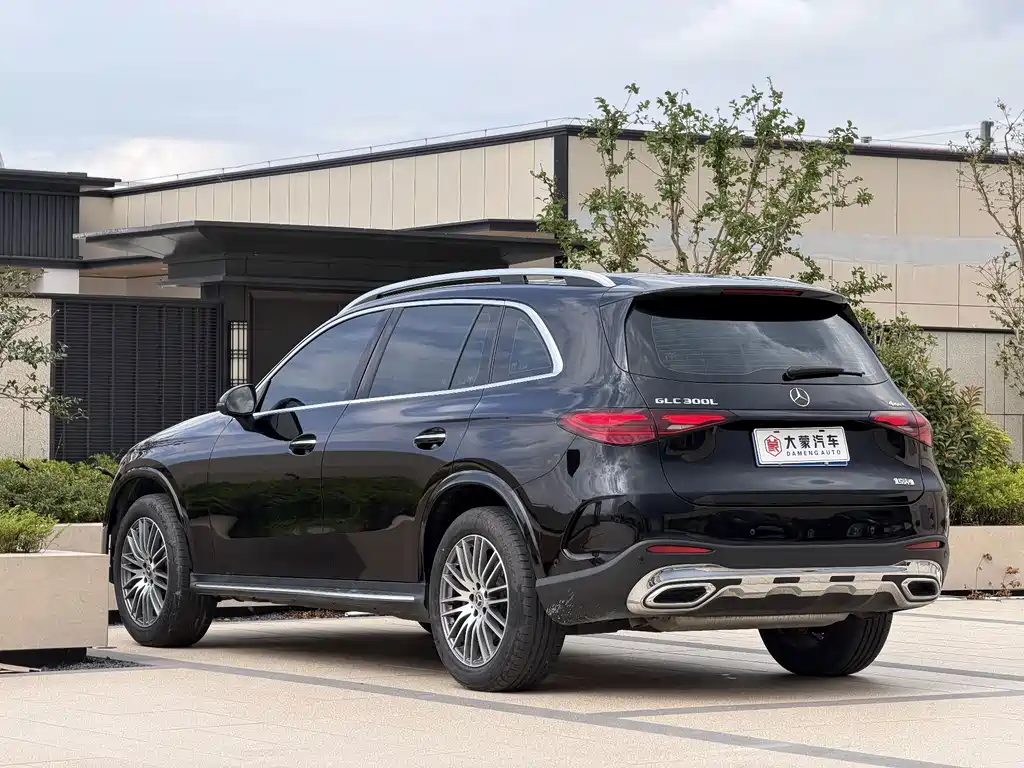 Mercedes-Benz GLC — миниатюра 13