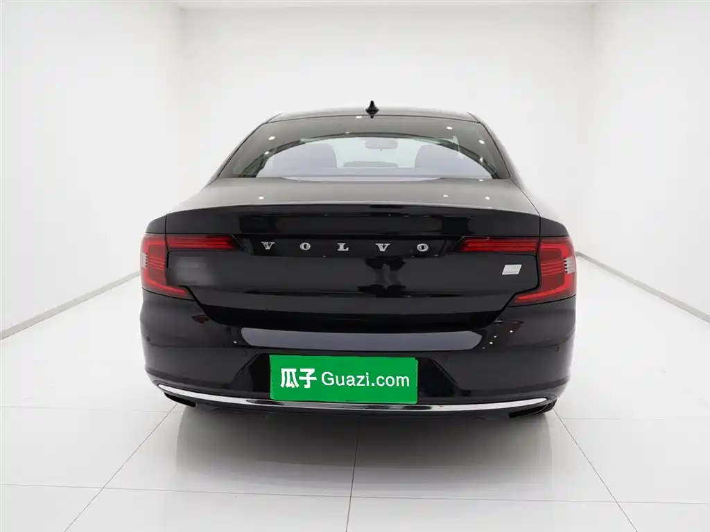 Volvo S90 2021 T8 E Luxury