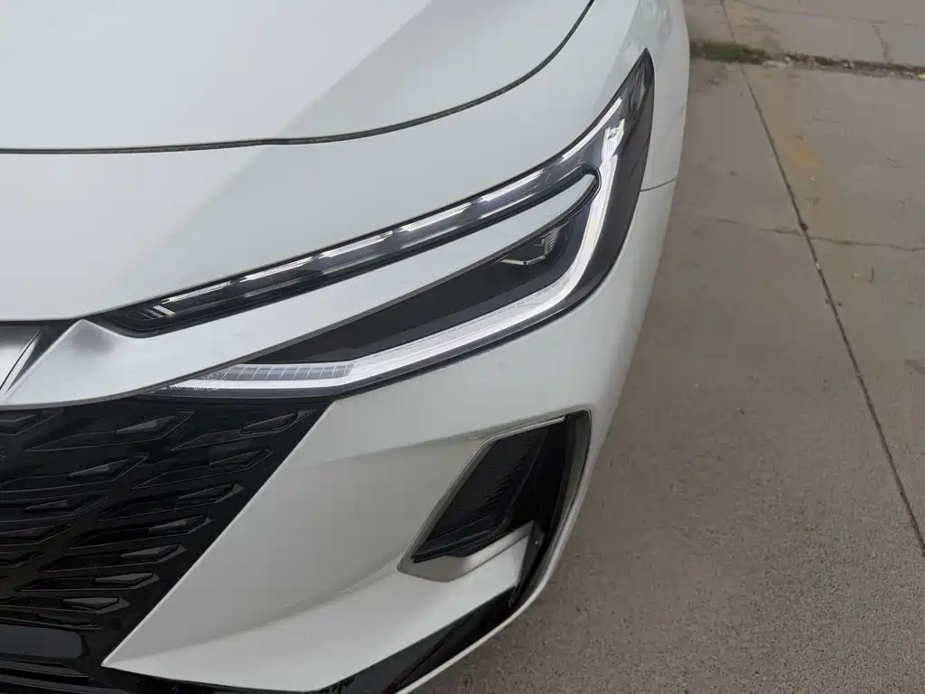 Chery Arrizo 8 — миниатюра 4