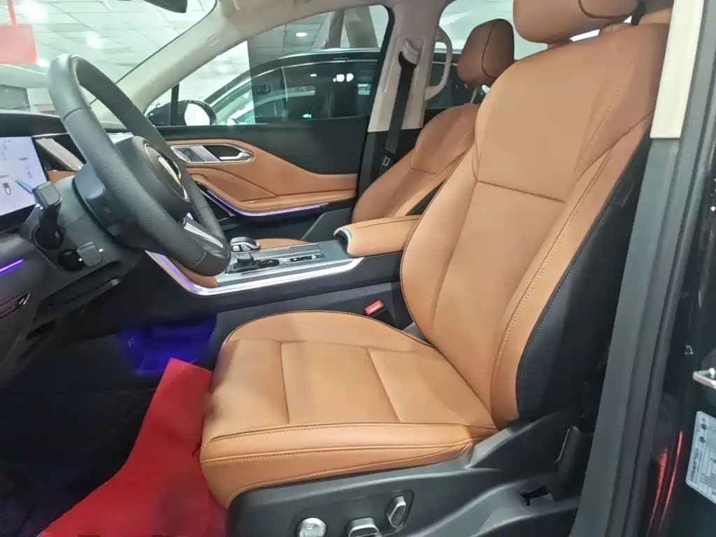 Hongqi Hongqi HS7 PHEV — миниатюра 15