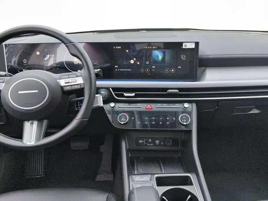Hyundai Sonata — миниатюра 13