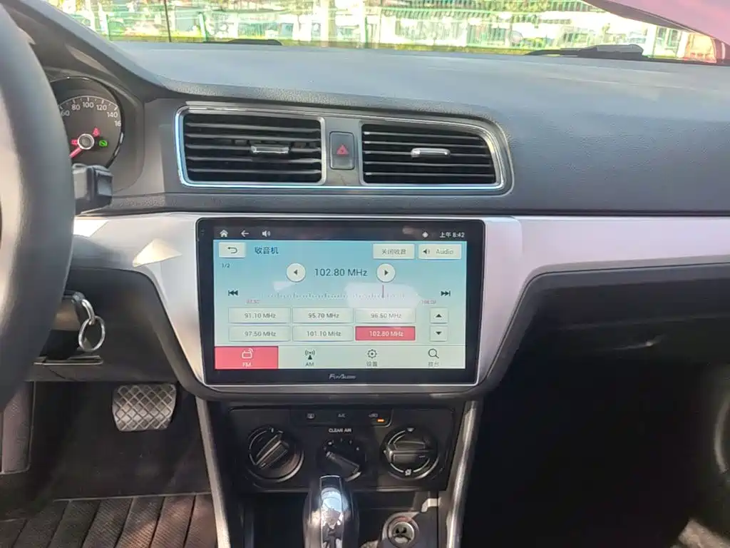 Volkswagen Lavida — миниатюра 13
