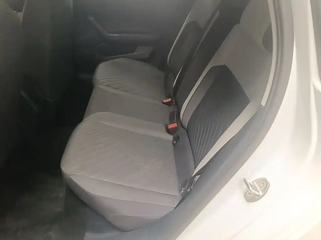 Volkswagen Lavida — миниатюра 17
