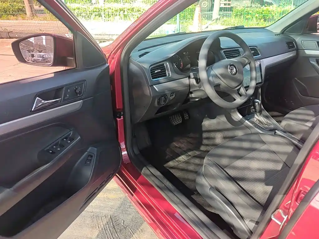 Volkswagen Lavida — миниатюра 16