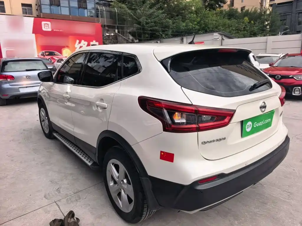 Nissan Qashqai — миниатюра 5