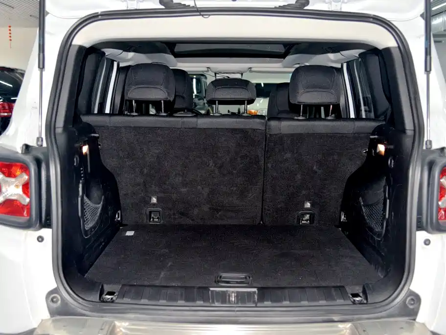 Jeep Renegade — миниатюра 20