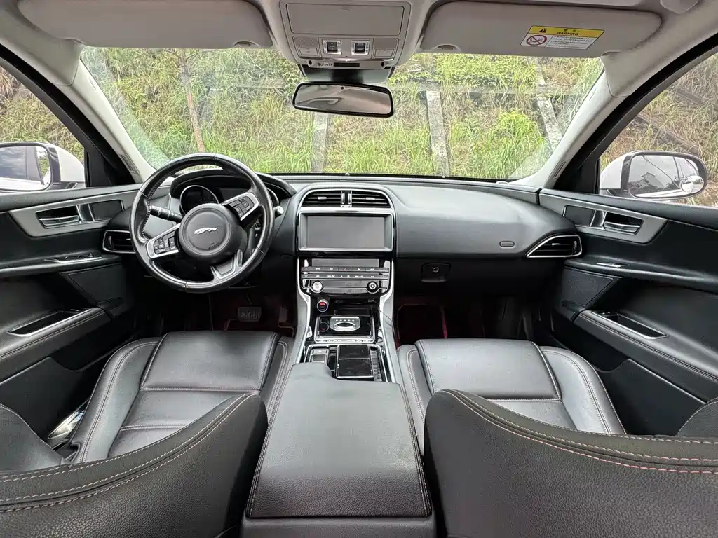 Jaguar XEL — миниатюра 14
