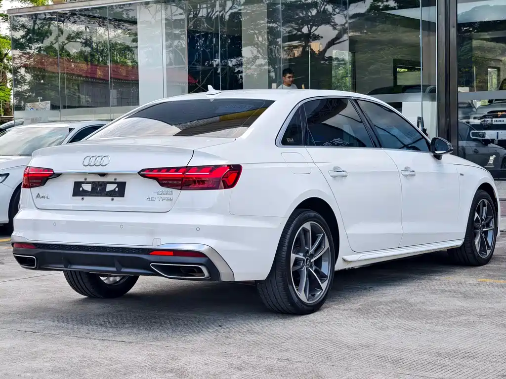 Audi A4L — миниатюра 7