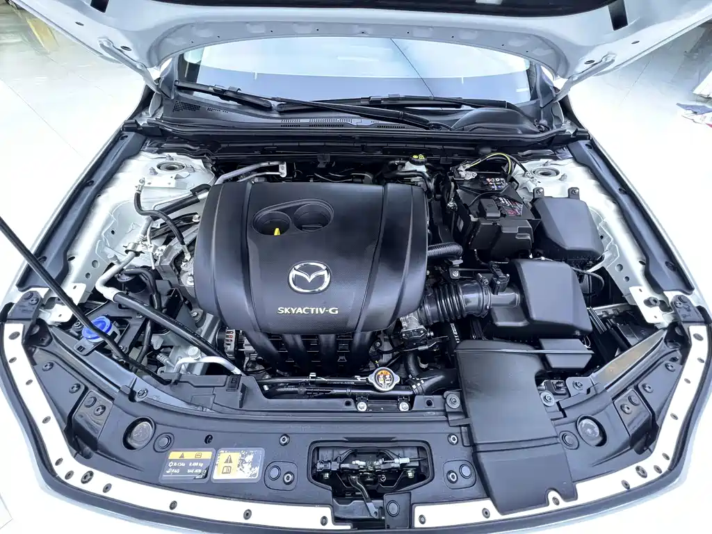 Mazda 3 Axela — миниатюра 20