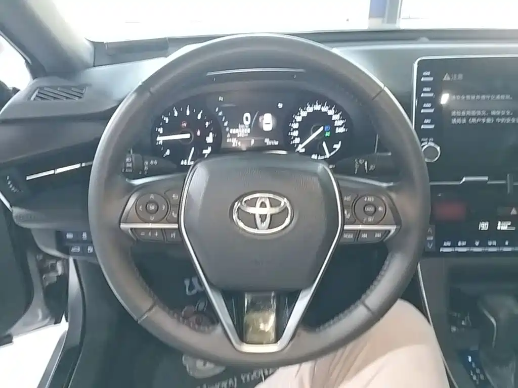 Toyota Avalon — миниатюра 11