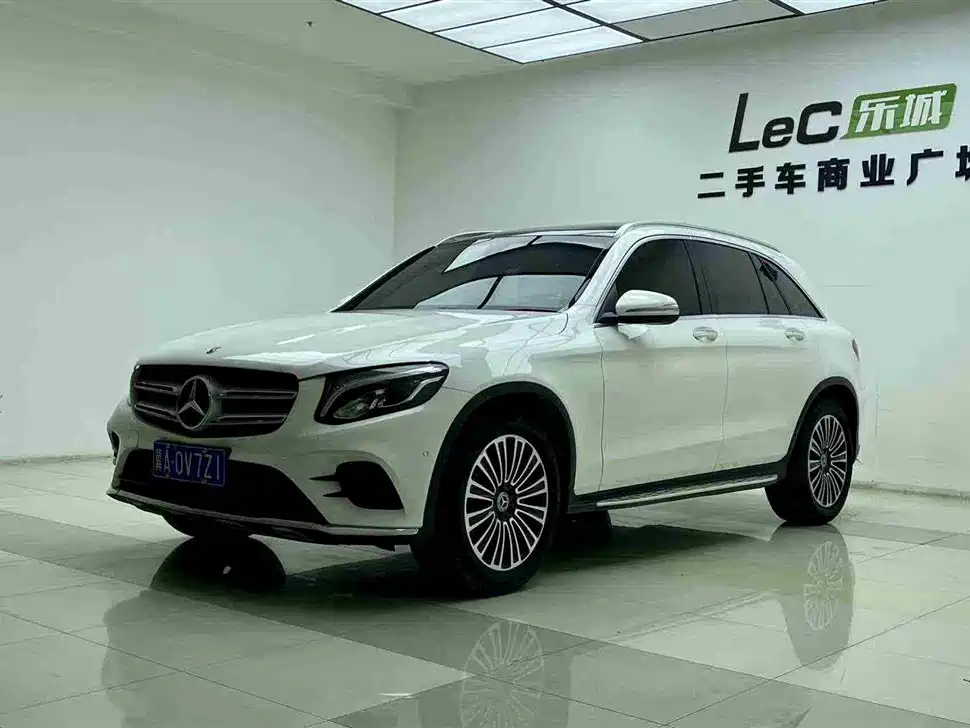 MERCEDES-BENZ GLC