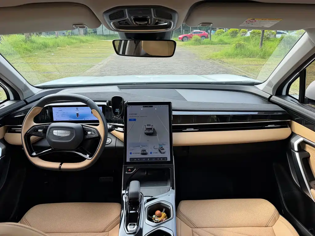 Geely Boyue L — миниатюра 30