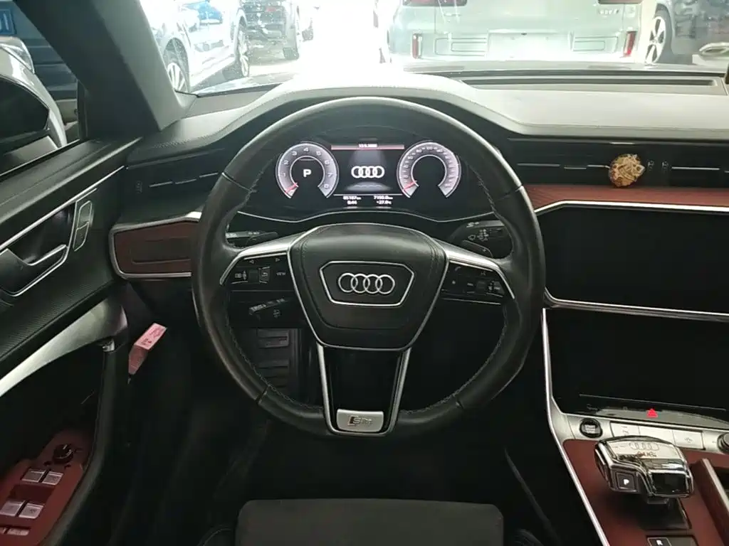 Audi A6L — миниатюра 11