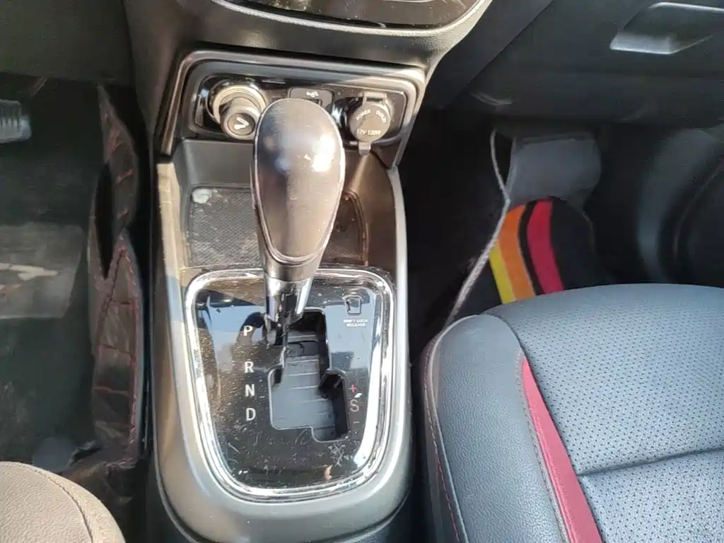 Changan CS15 — миниатюра 14