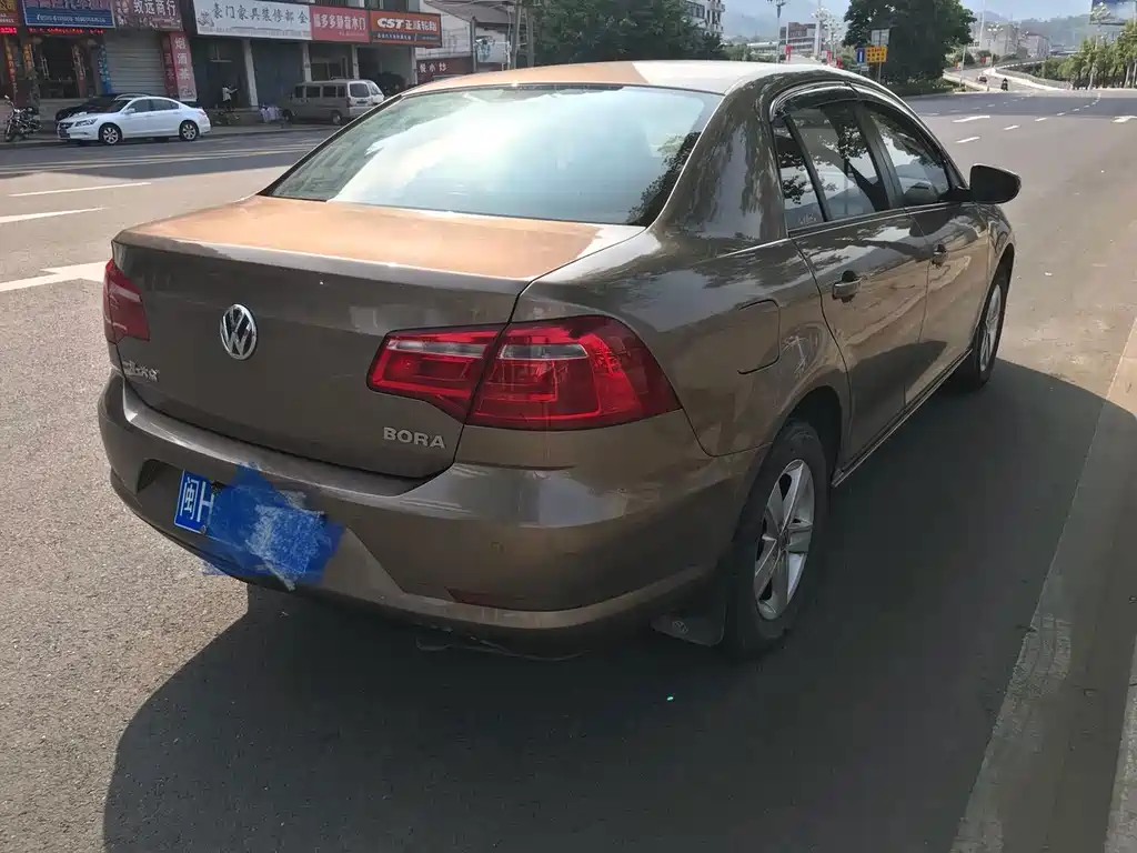 Volkswagen Bora — миниатюра 4