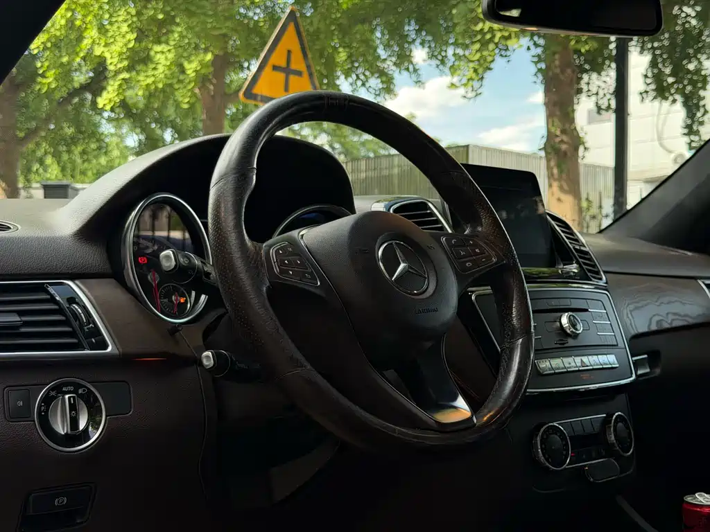 Mercedes-Benz GLE 2017 GLE 320 4MATIC