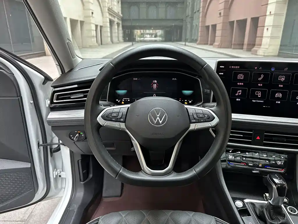 Volkswagen Sagitar 2023 280TSI DSG Lite