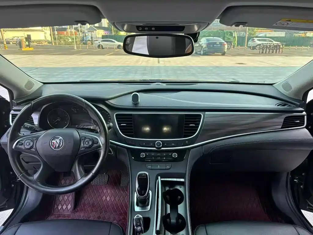 Buick LaCrosse — миниатюра 3