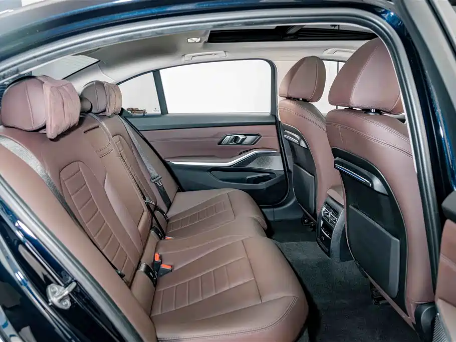 BMW 3 Series — миниатюра 20