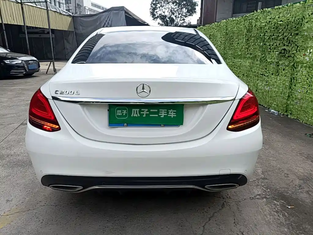 Mercedes-Benz C-Class — миниатюра 6