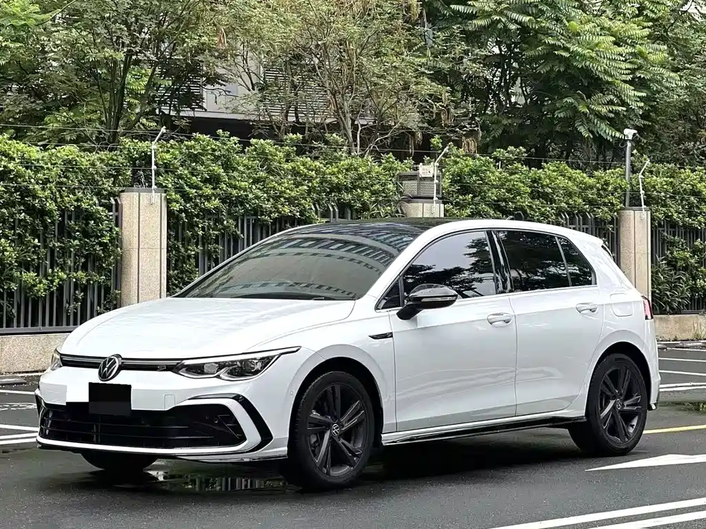Volkswagen Golf 2022