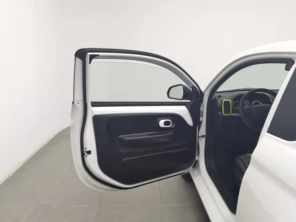 Roewe Clever — миниатюра 8