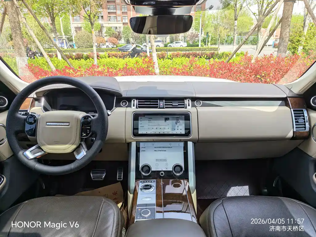 Land Rover Range Rover — миниатюра 6