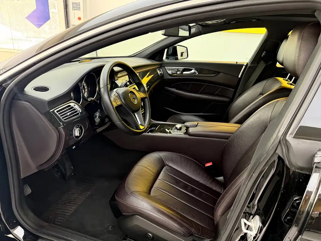 Mercedes-Benz CLS — миниатюра 12