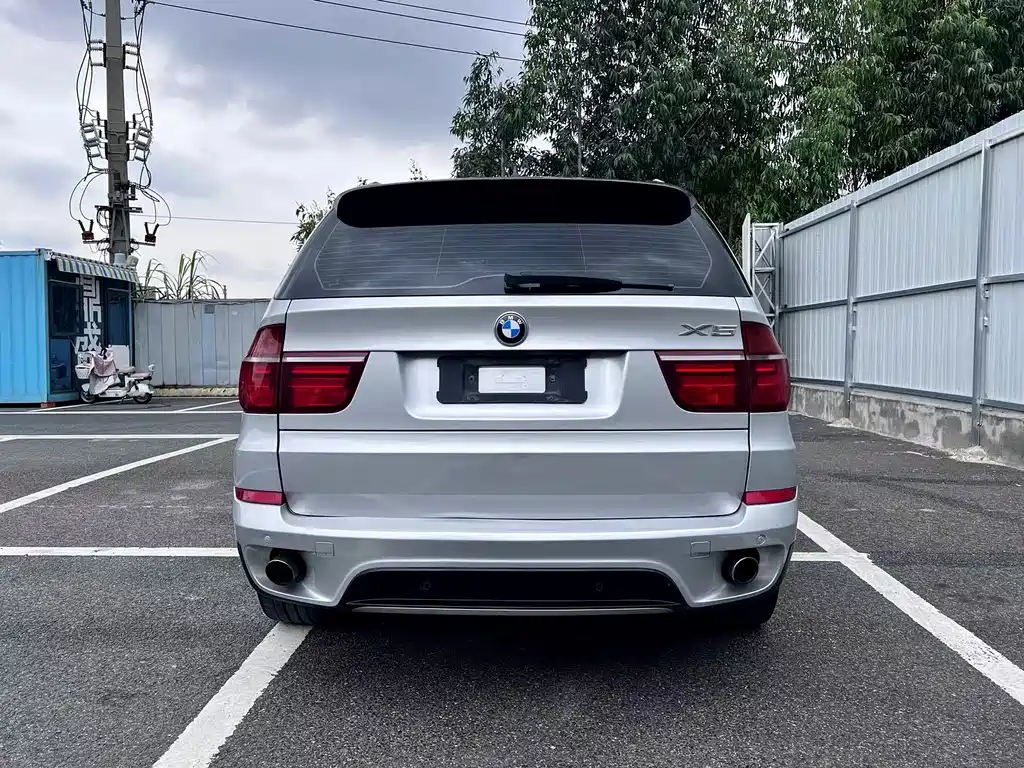 BMW X5 (Import) — миниатюра 5