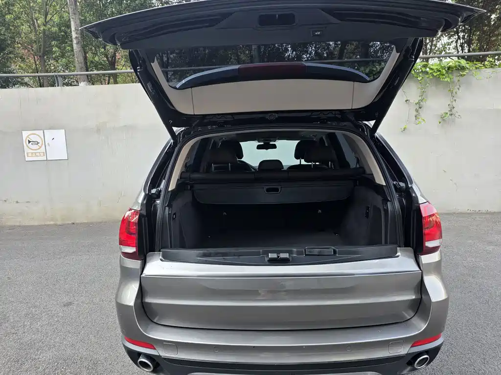 BMW X5 (Import) — миниатюра 36