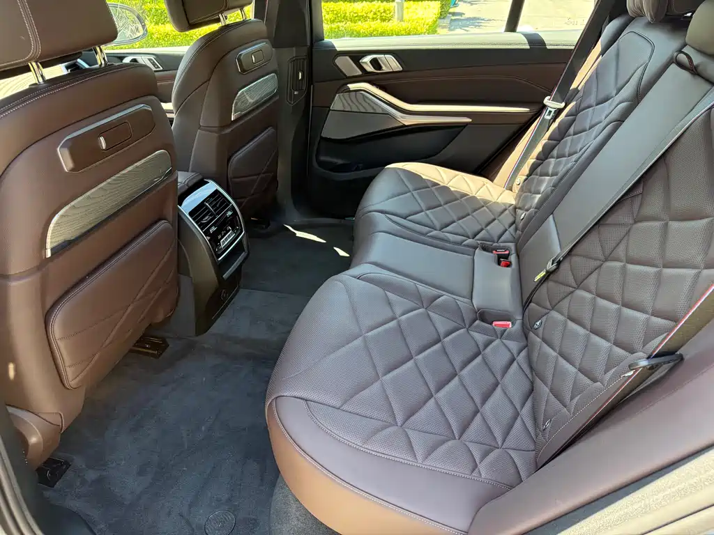 BMW X5 2025 xDrive 40Li Premium M Sport