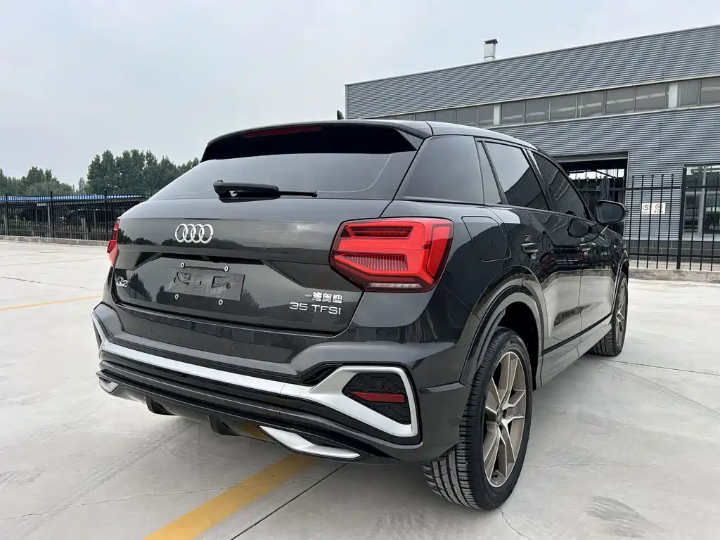 Audi Q2L — миниатюра 6