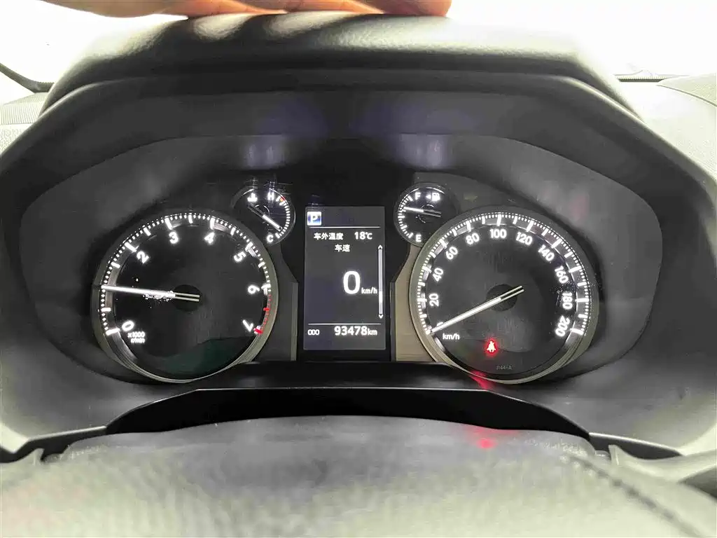 Toyota Prado — миниатюра 7