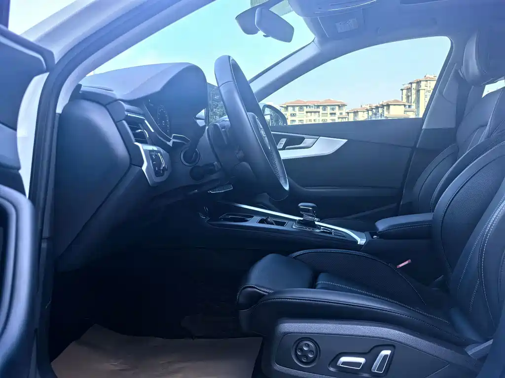 Audi A4L — миниатюра 4