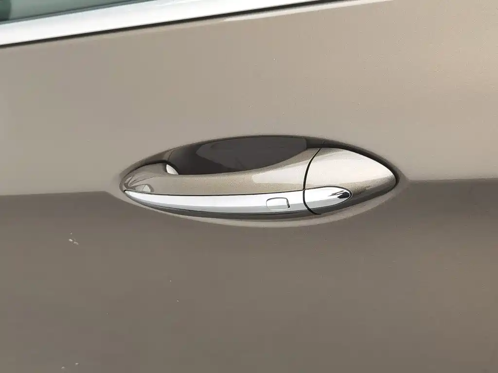 Buick Envision Plus — миниатюра 18