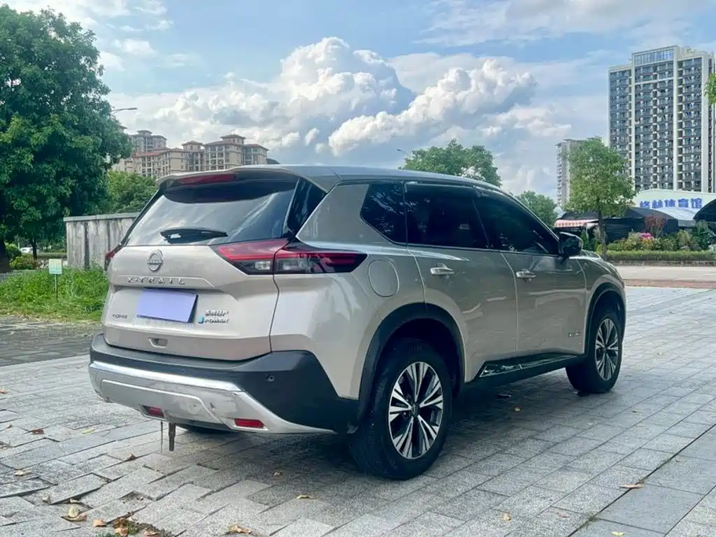 Nissan X-Trail — миниатюра 5